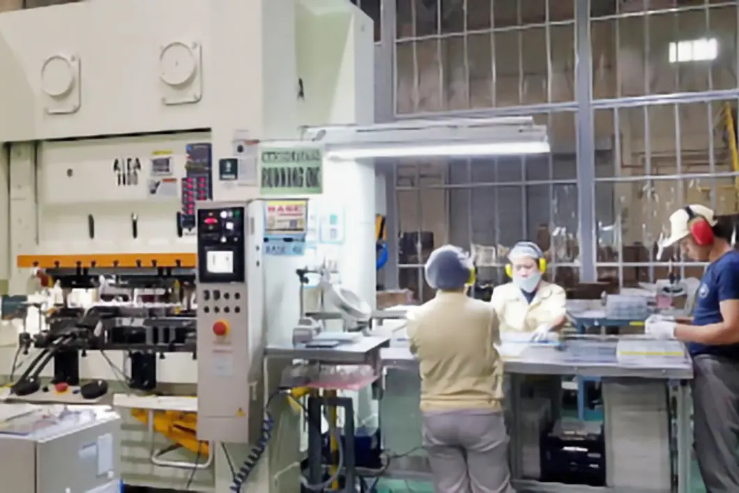 ICHINOMIYA ELECTRONICS PHILIPPINES CORP. (フィリピン工場)の中の様子